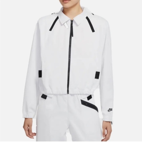 Nike-Pack Weather Resistant Jacket - Picture 4 of 11